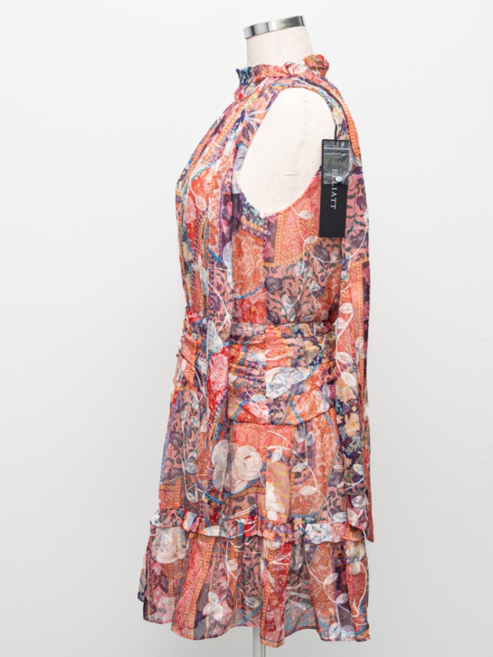Elliatt - Instrumental Floral Ruffle Dress - Picture 7 of 13